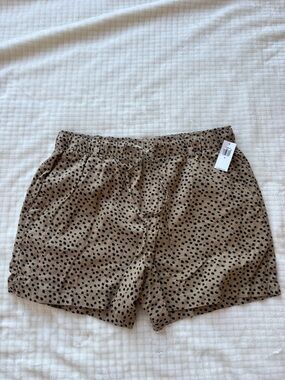Old Navy Tan Shorts with Black Polka Dots